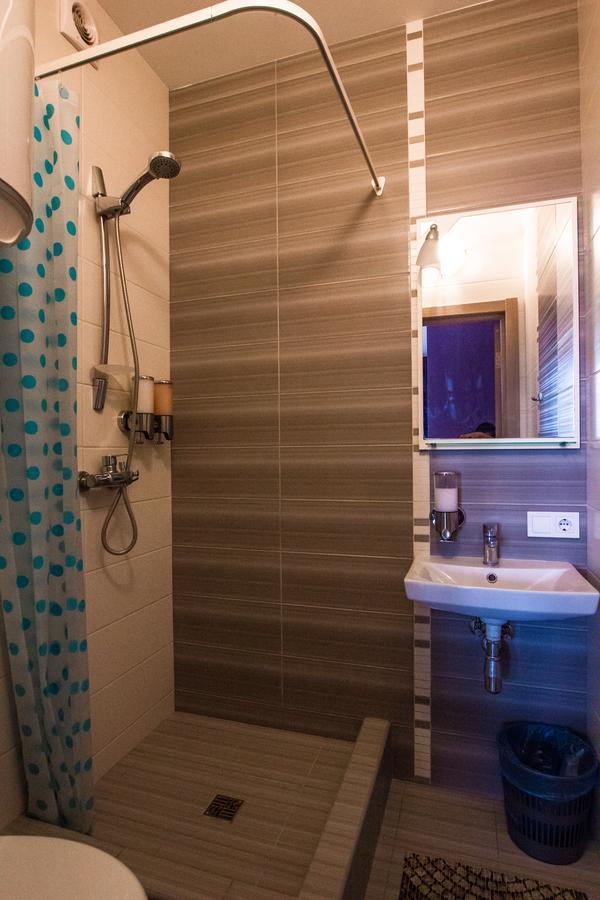 Solo Apartment Dragomanova Kiev Buitenkant foto